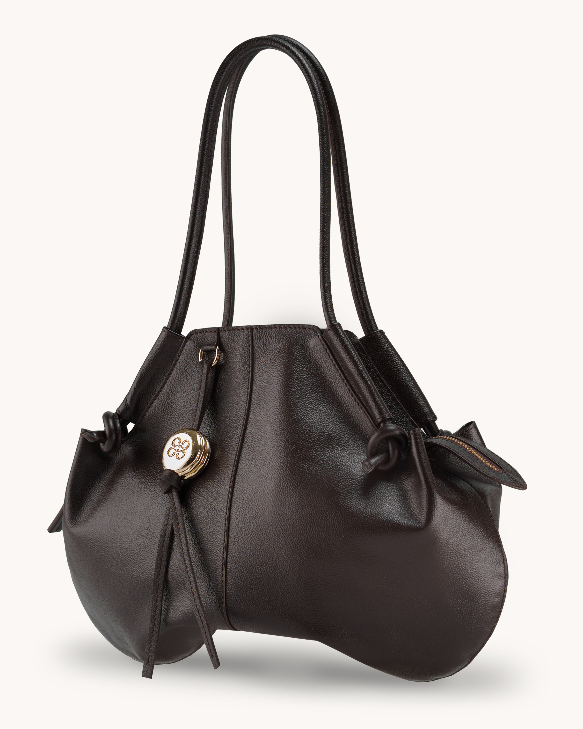 Thé Bag Thé Bag Brown Medium Figures view 2 by CÉCI